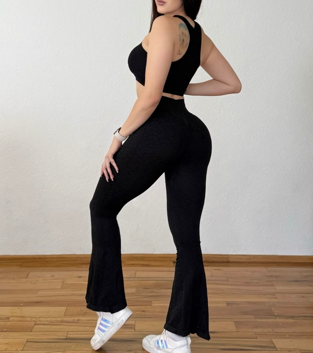 Conjunto Leggin campaña y top Básico