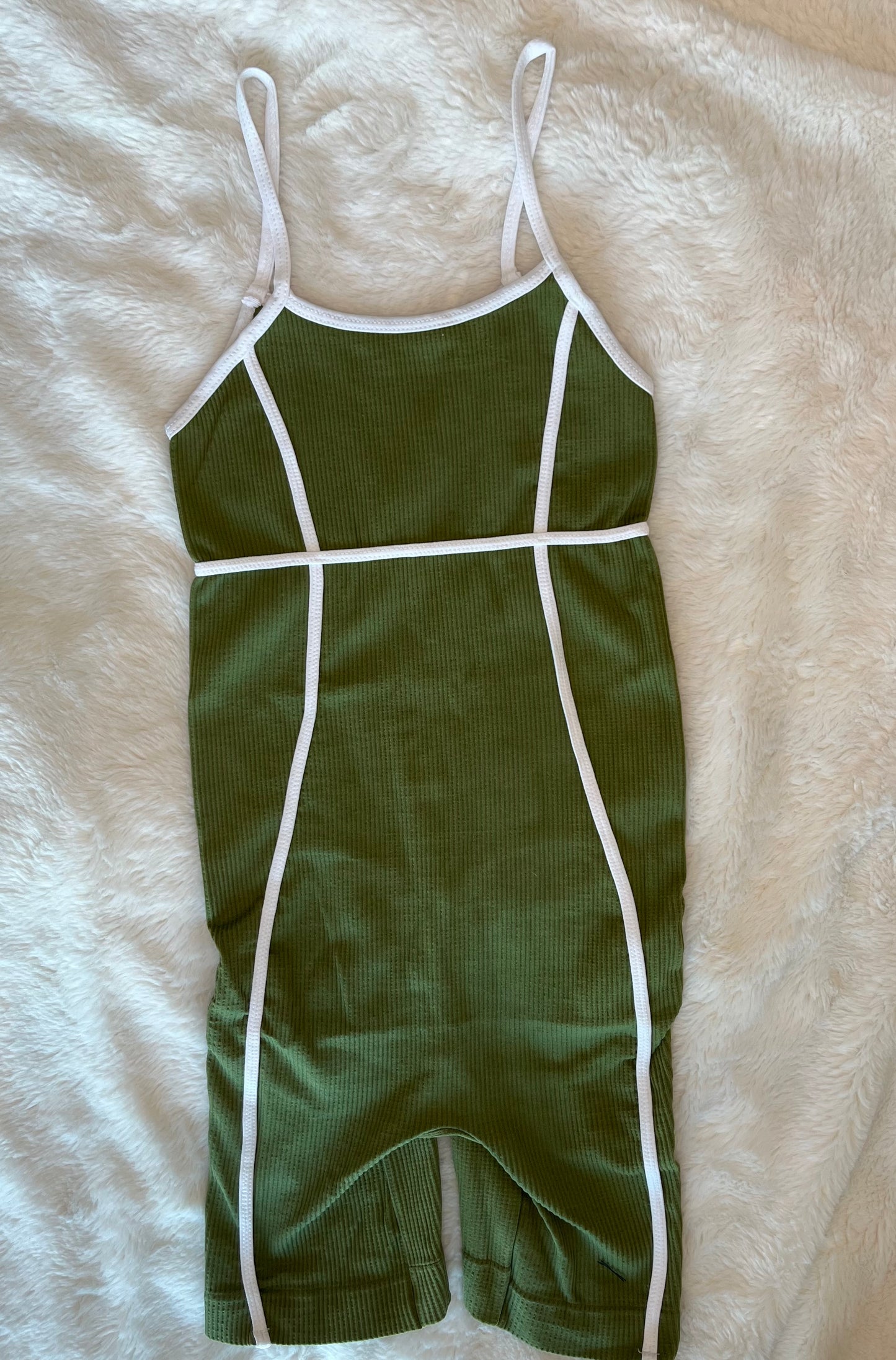 Jumpsuit Corto Líneas Tirantes Verde
