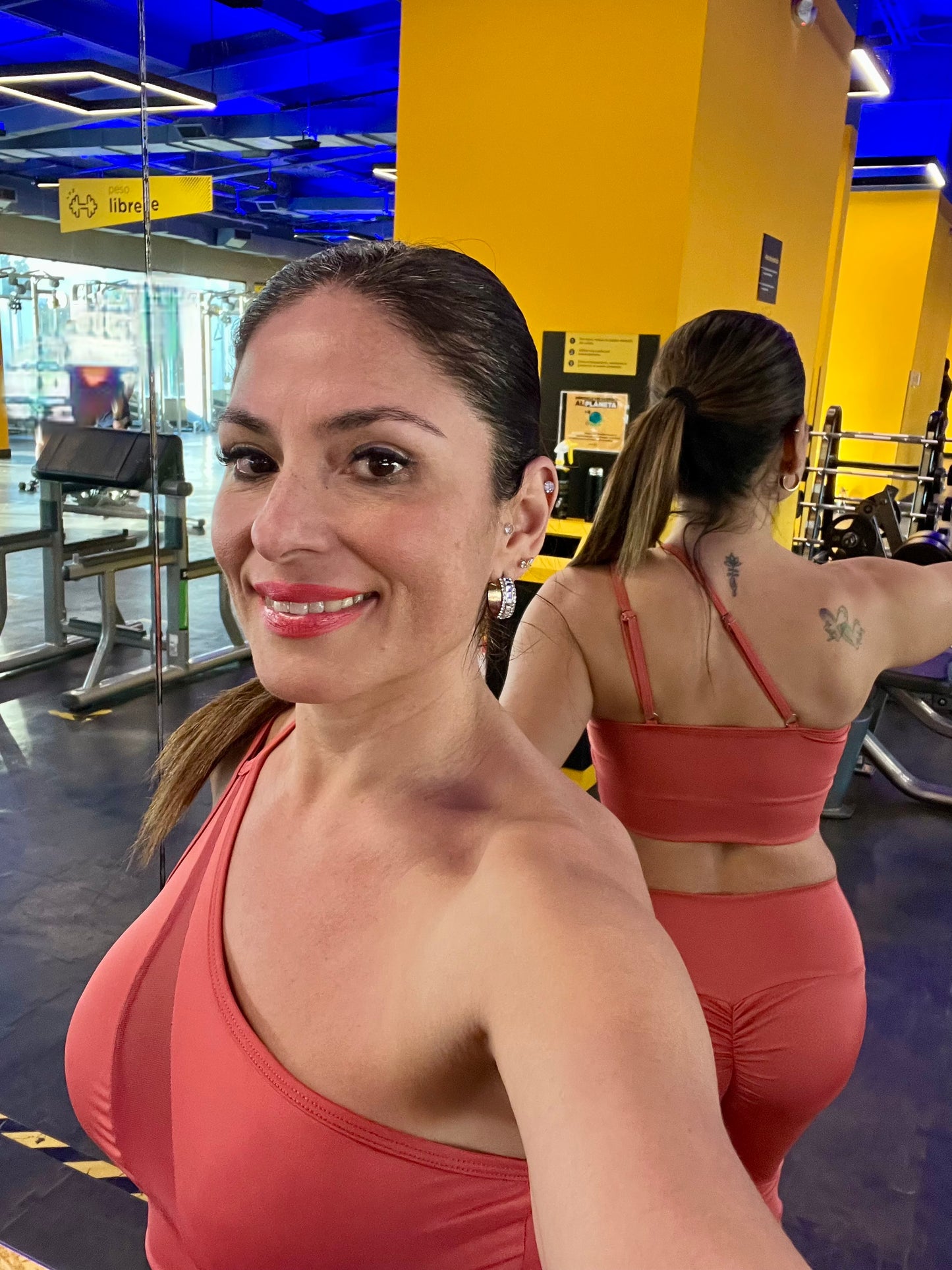 Conjunto Leggin Push Up + Top Sólido Malla
