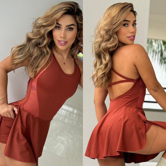 Vestido Sólido Con Malla