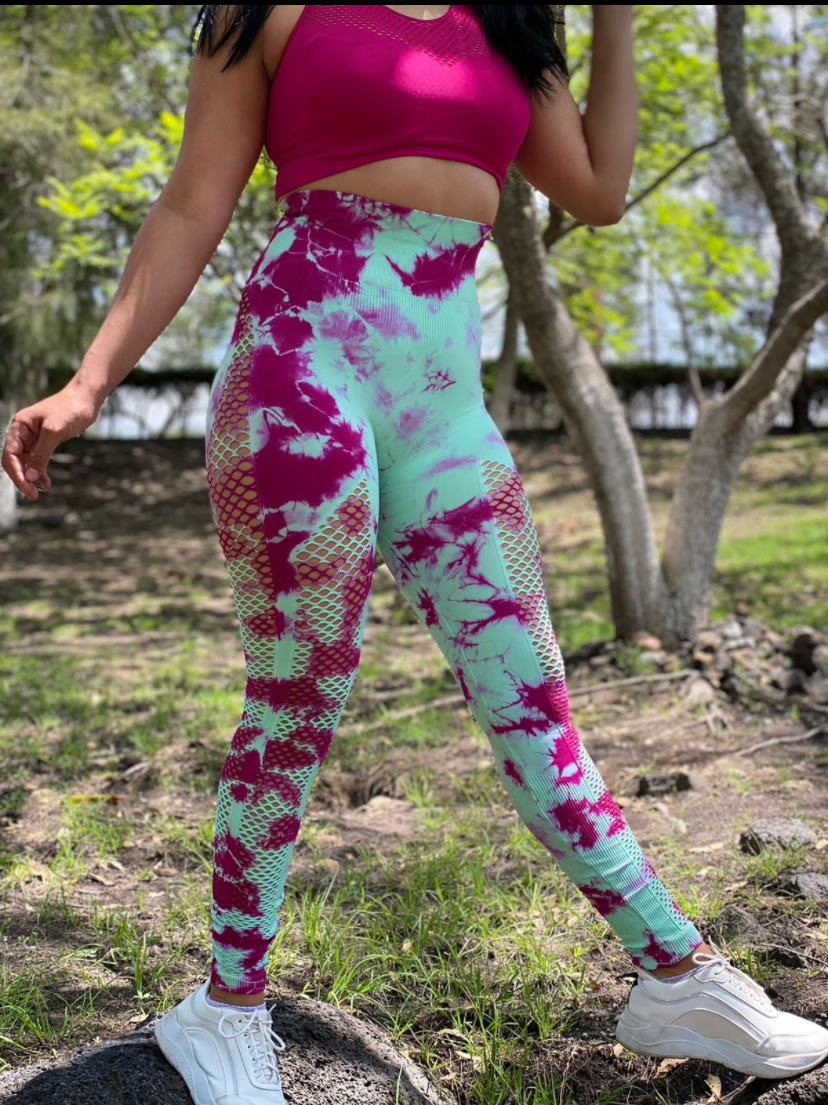 Conjunto Leggin Perforciones Deslavado
